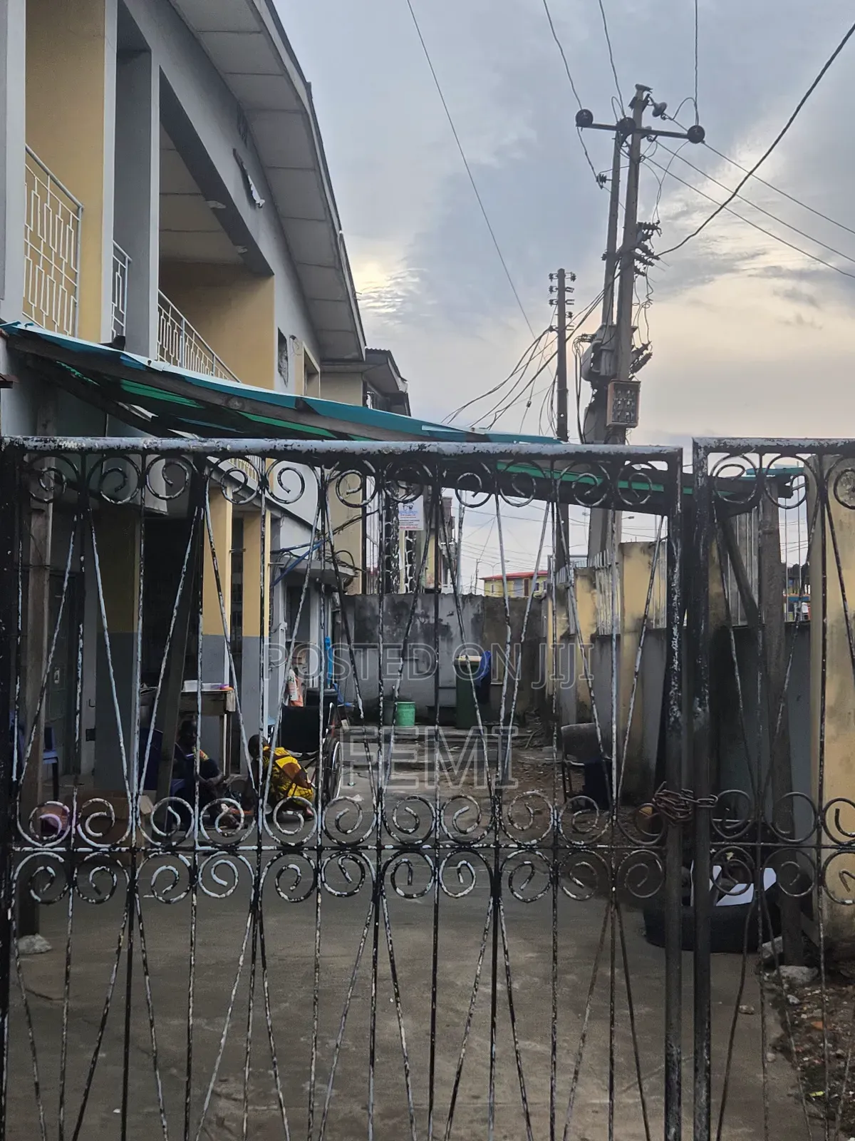 10 Bed Fully Detached Duplex for Rent in Surulere