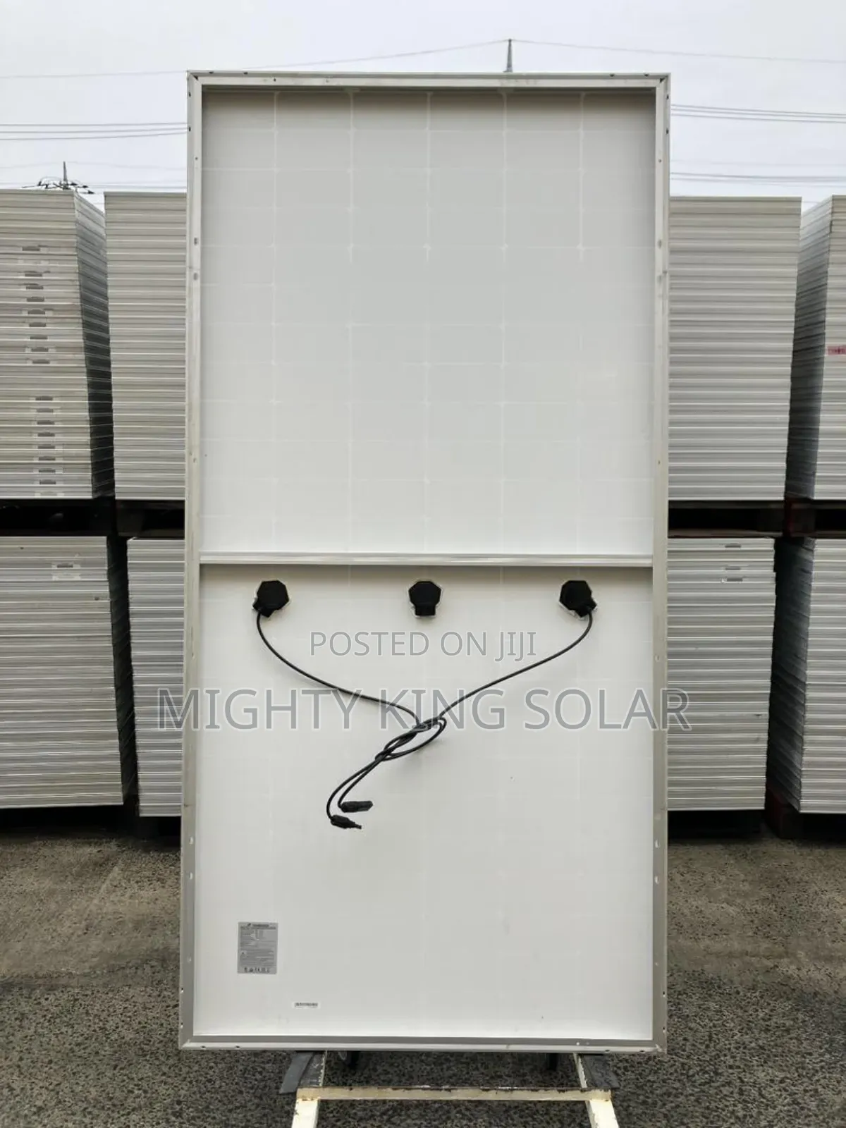 This Is Canadian Panel 450 Watts