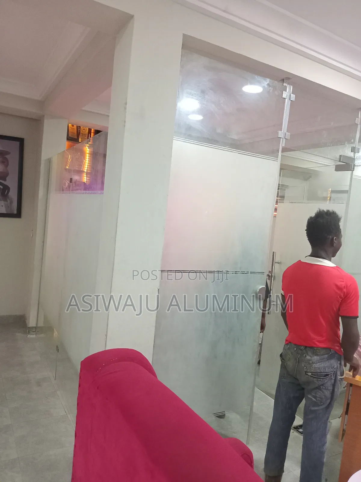 Office Partition With 10mm Pampered Glass