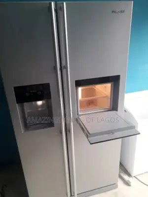 Side by Side Standard German Refrigerator With Dispenser