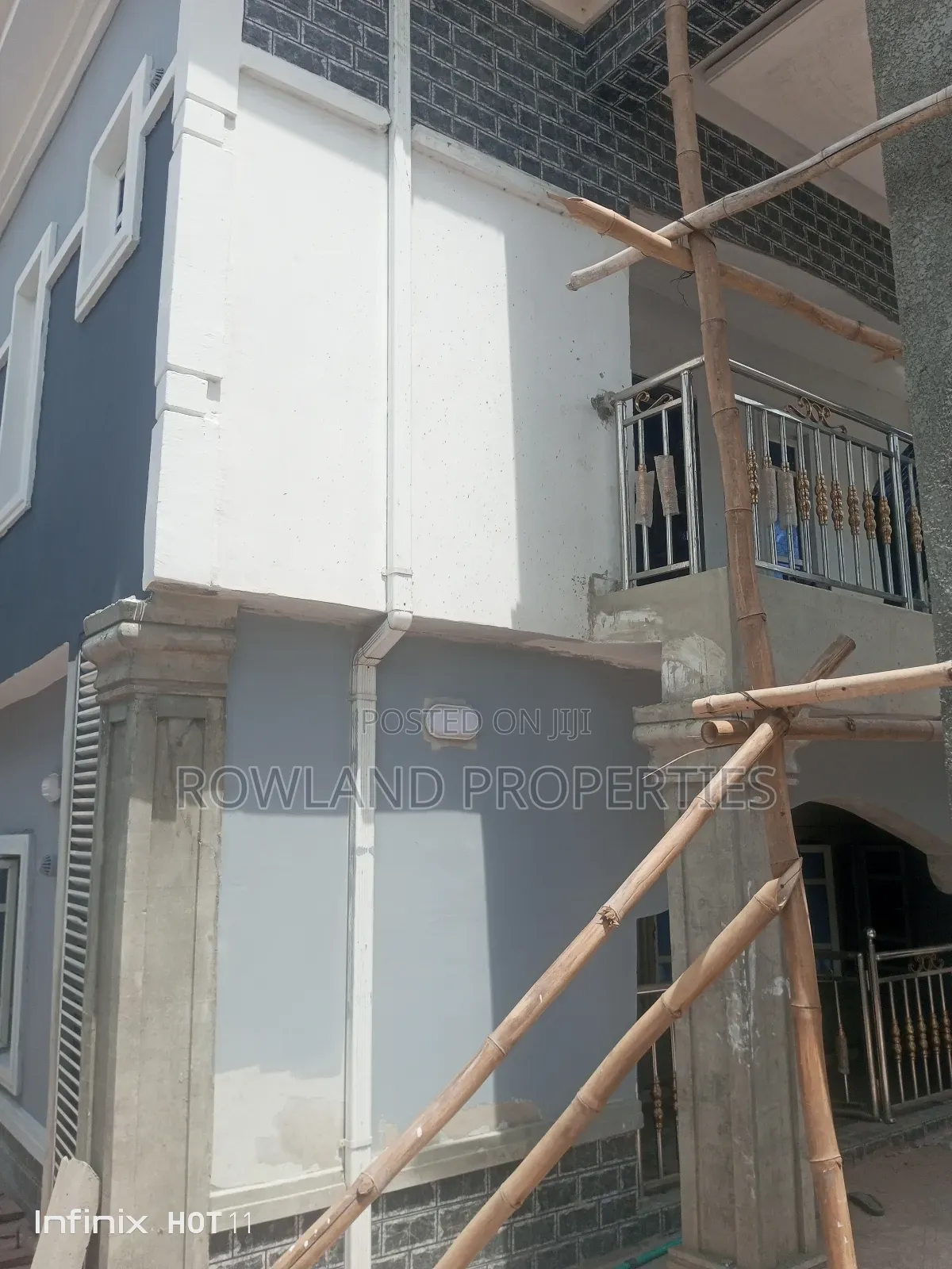 3bdrm Block of Flats in Greenville Estate, Ado / Ajah for rent