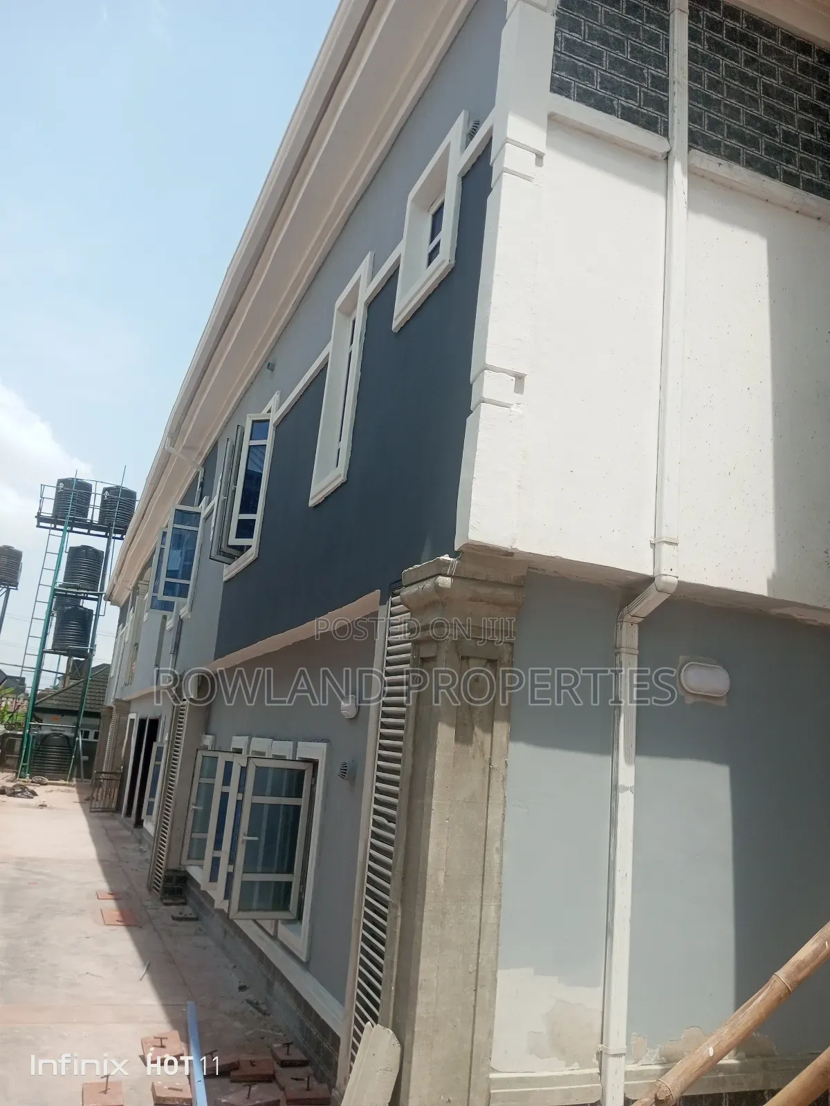 3bdrm Block of Flats in Greenville Estate, Ado / Ajah for rent
