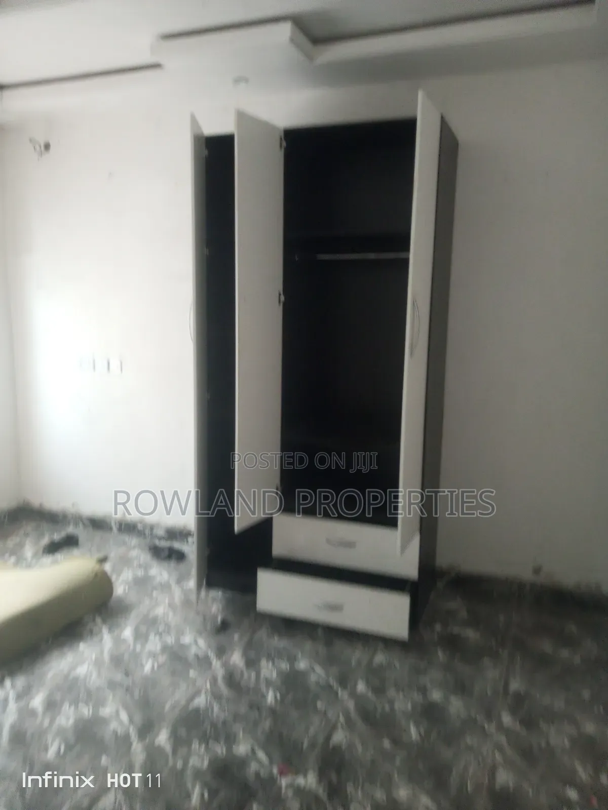 3bdrm Block of Flats in Greenville Estate, Ado / Ajah for rent