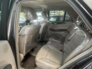 Mercedes-Benz M Class 2015 Brown