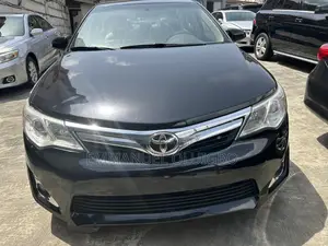 Toyota Camry XLE 4dr Sedan (2.5L 4cyl 6A) 2014 Black