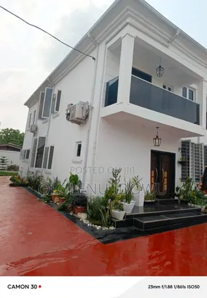 Furnished 3bdrm Duplex in Alimosho for sale