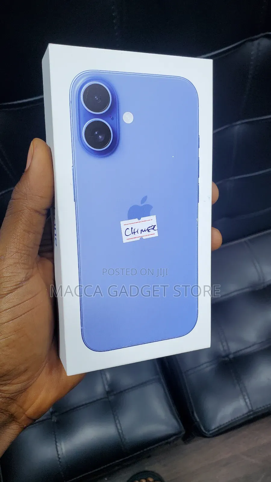 New Apple iPhone 16 128 GB Blue