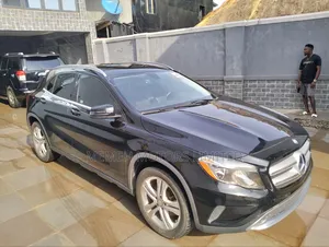 Mercedes-Benz GLA 250 2016 Black