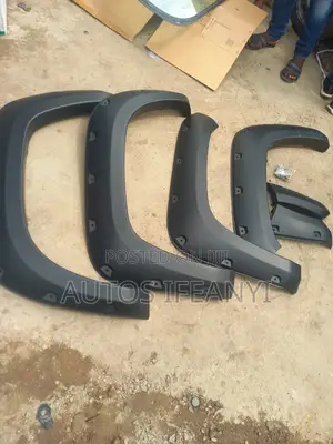 Fender Padded for Toyota Tacoma 2022 Available Dm