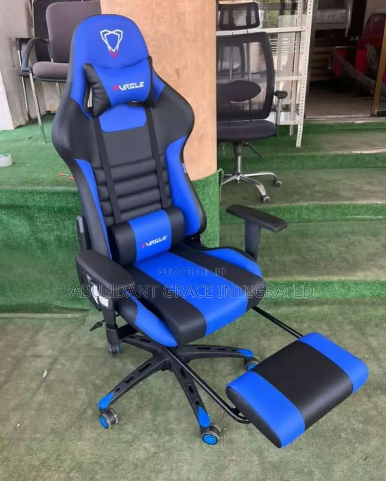 Console Gaming Chairs .