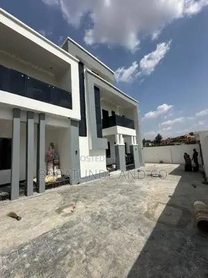 4bdrm Duplex in Moniya for sale