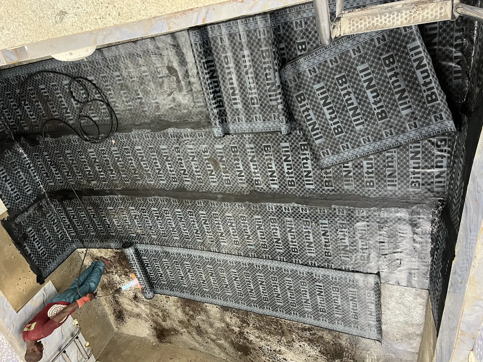 Pool Felt Installation