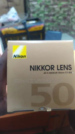 Nikon Af-S Fx Nikkor 50mm F/1.8g Lens With Auto Fo