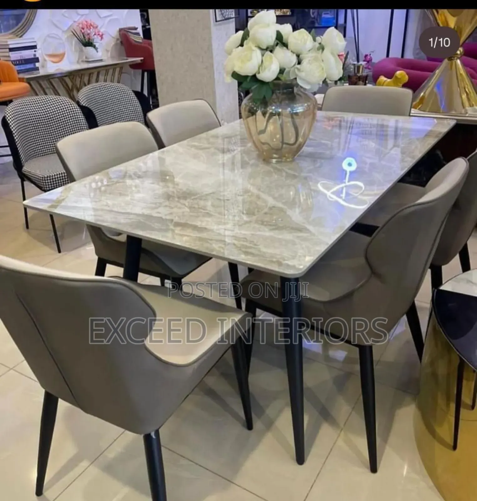 Quality Dinning by Six Seater