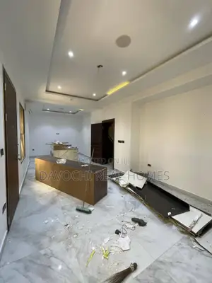4bdrm Duplex in Lekki Phase1 for rent
