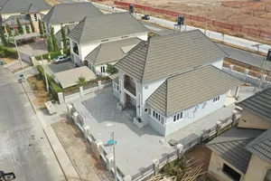 4bdrm Duplex in River Park Estate, Lugbe District for sale