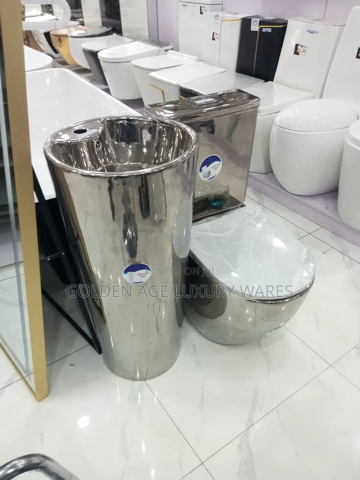 Executive Silver Set Wc