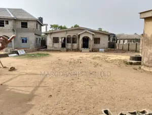 4bdrm Bungalow in Ikorodu for sale