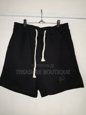 Photo - Nike Short
