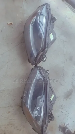 Mercedes-Benz C300 W205 Tokunbo Headlights Non Charger