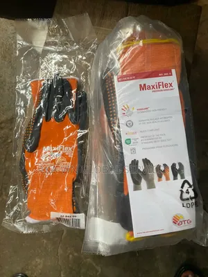 Maxiflex Endurance With Grip Dots 42 844