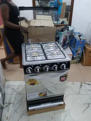 Skyrun State of the Art 4 Burner Gas Cooker GCS-4c/X