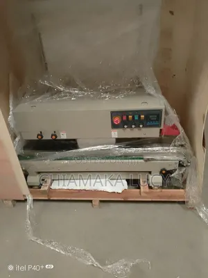 Vertical Band Sealing Machine