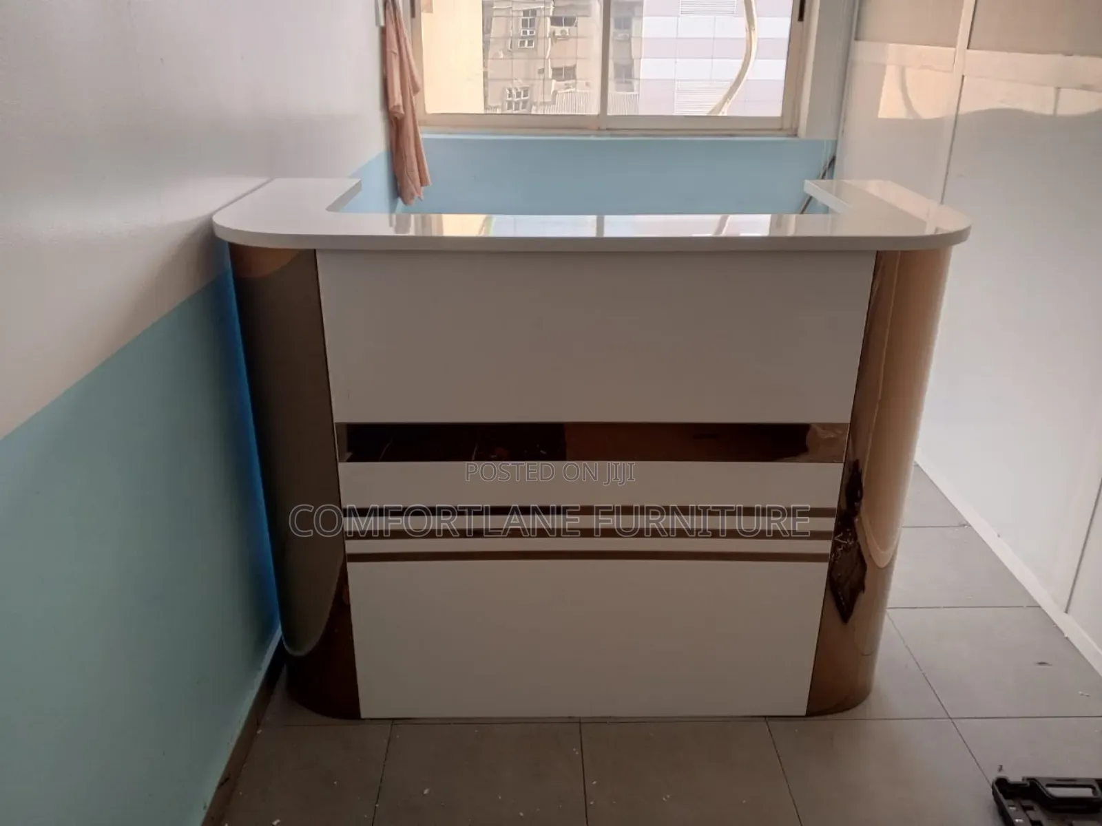 Office Reception Desk