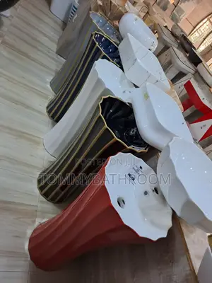 New Design Standing Wash Hand Basin