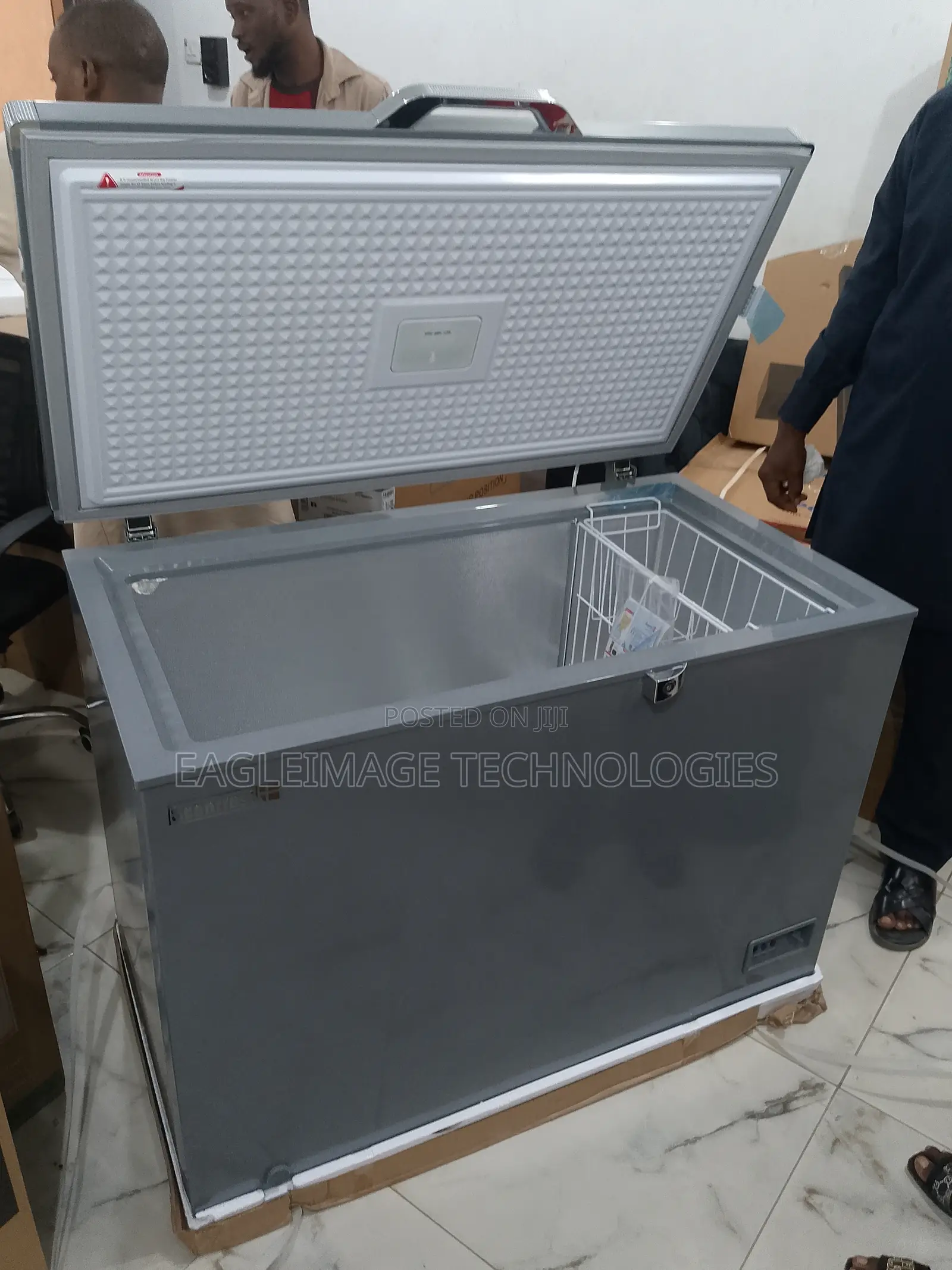 Scanfrost Chill and Store 300 Litres Chest Freezer