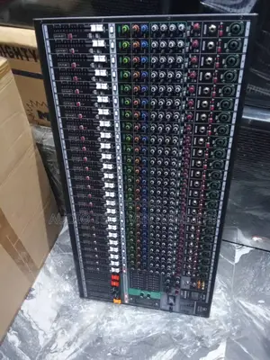 Professional Mighty Pro 24ch Mixer