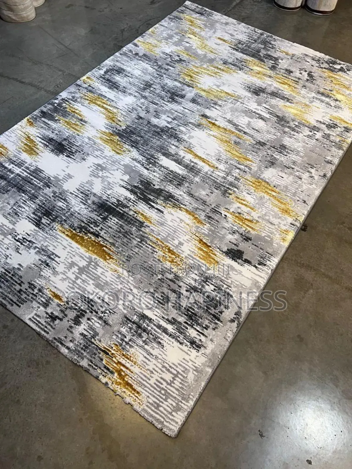 5x7 Center Rug