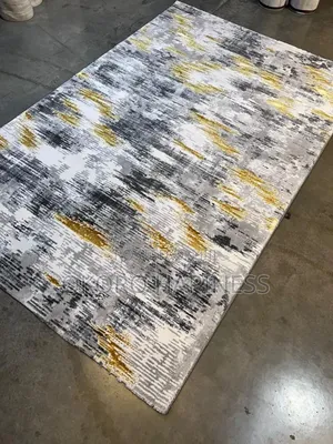 5x7 Center Rug