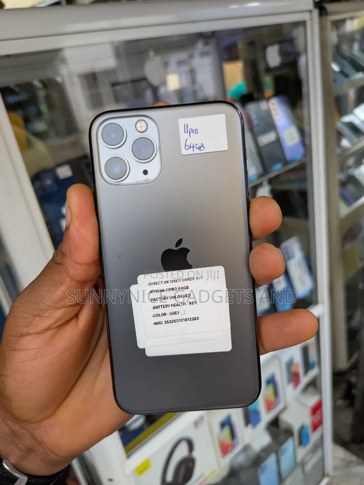 Apple iPhone 11 Pro 64 GB Gray
