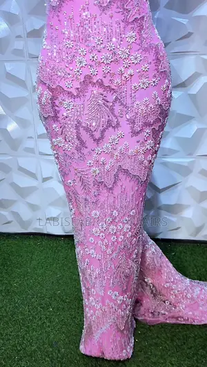 Geogeous Luxury Handbeaded