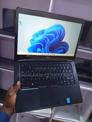Laptop Dell Latitude 5480 8GB Intel Core I5 HDD 500GB