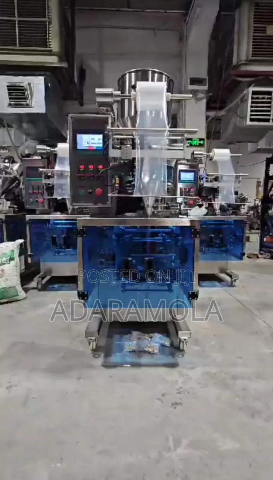Granules Packaging Machine(4 Sides Sealing)