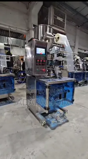 Granules Packaging Machine(4 Sides Sealing)