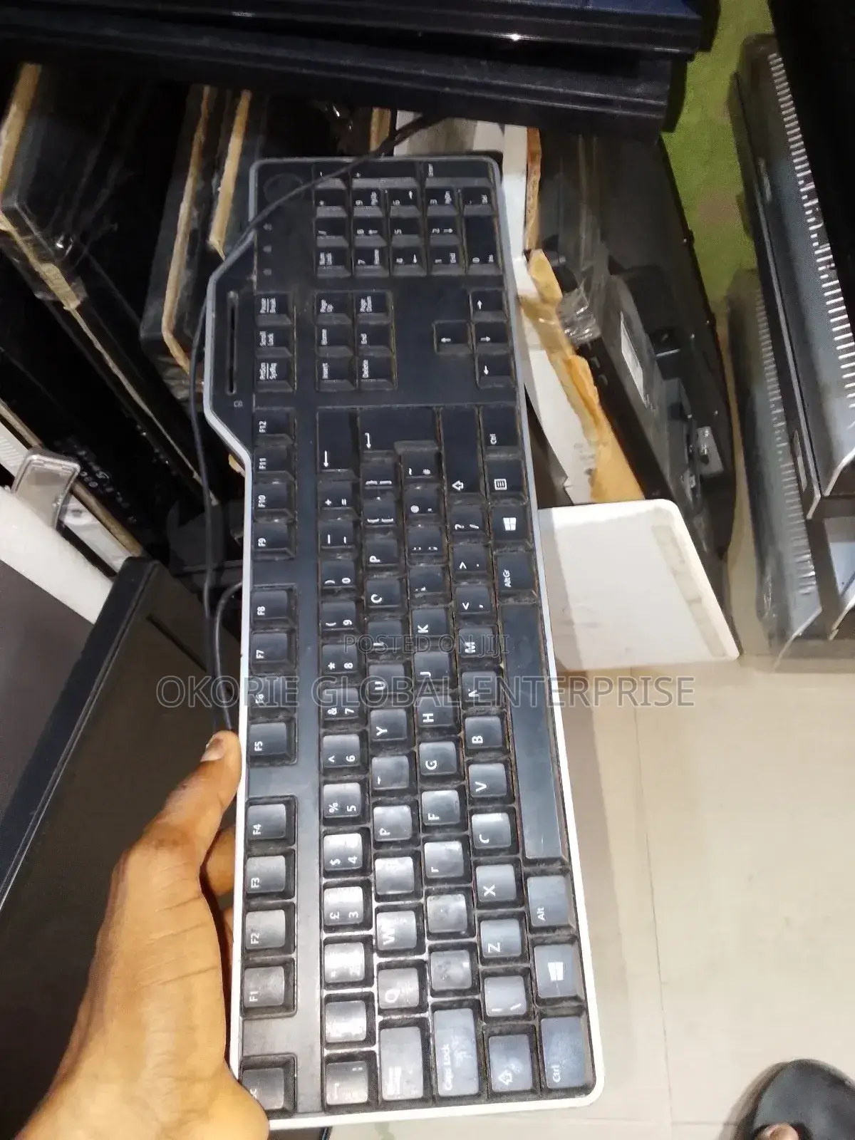 Working Perfectly Wire Keyboard