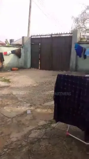 12bdrm Block of Flats in Sars Road Port for sale