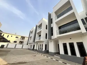 4bdrm Townhouse/Terrace in Jahi for sale