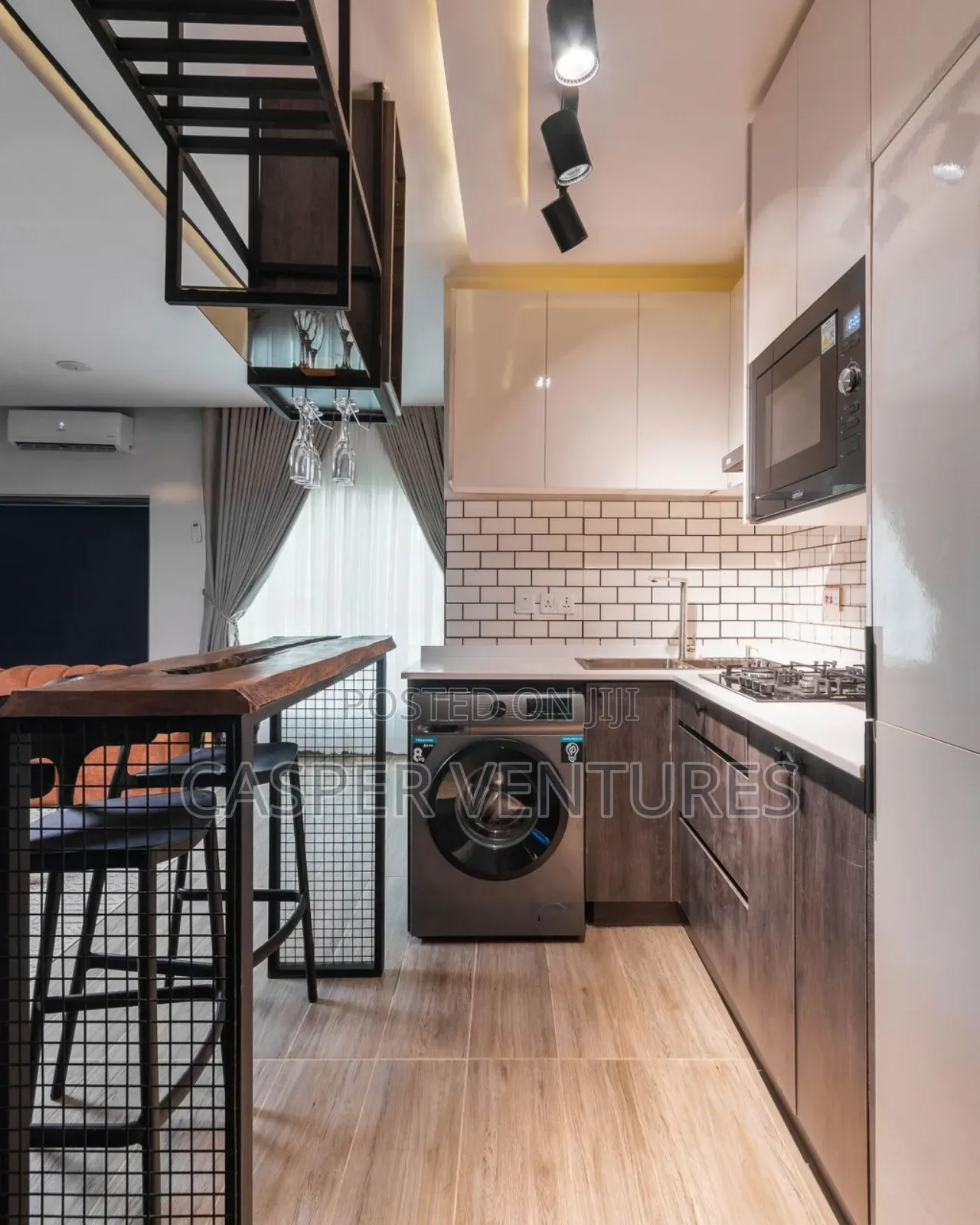 2bed Flashy Apartment