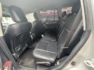 Lexus GX 2013 Silver