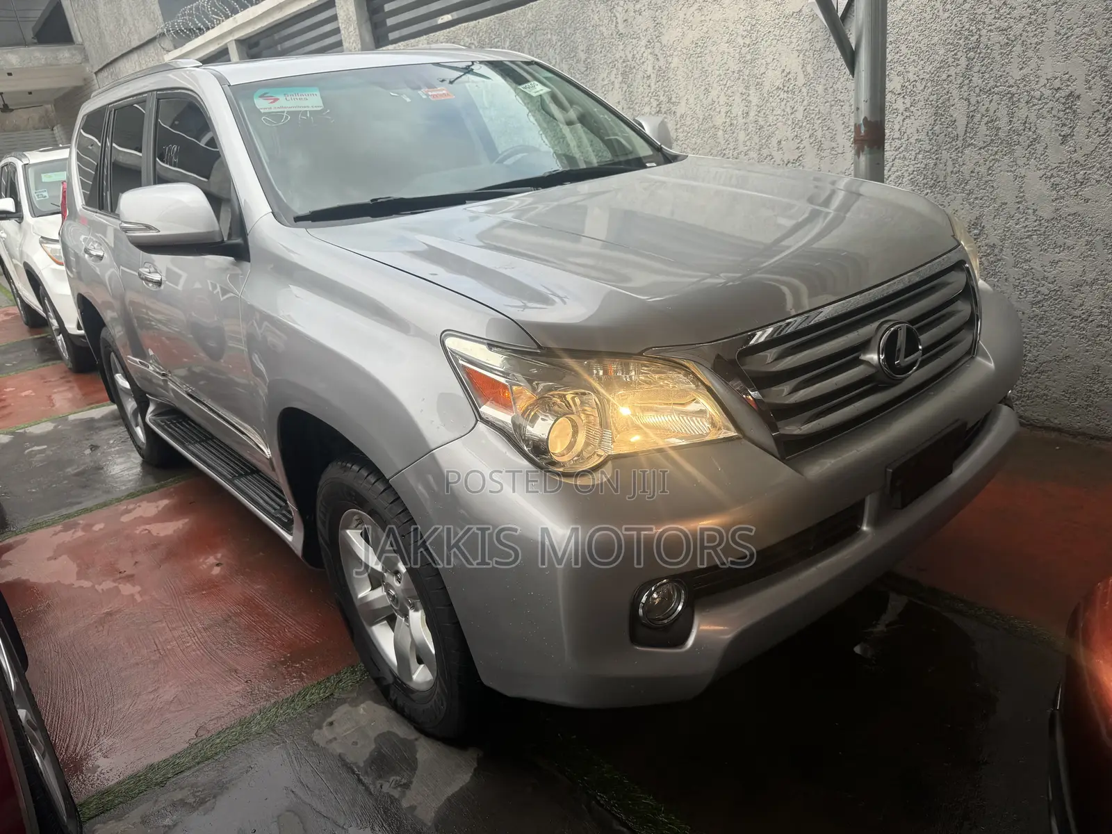 Lexus GX 2013 Silver