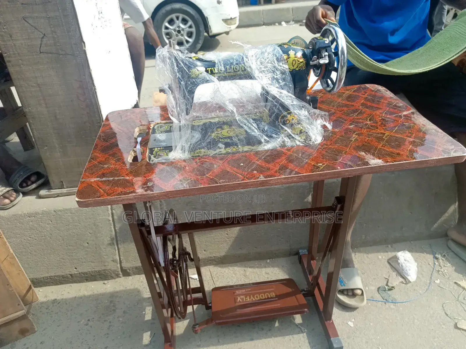 Two Lion Sewing Machine