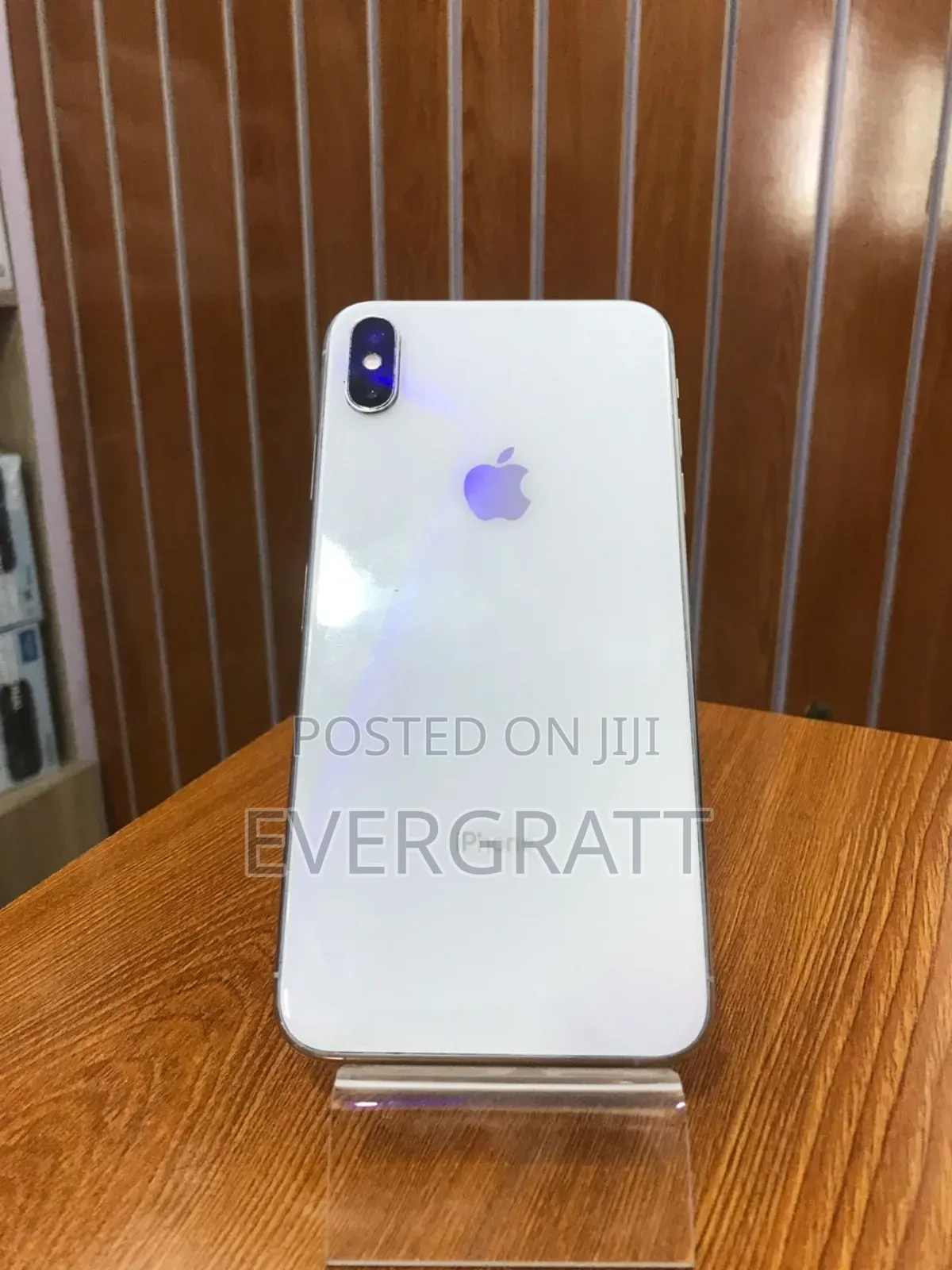 Apple iPhone XS Max 64 GB White