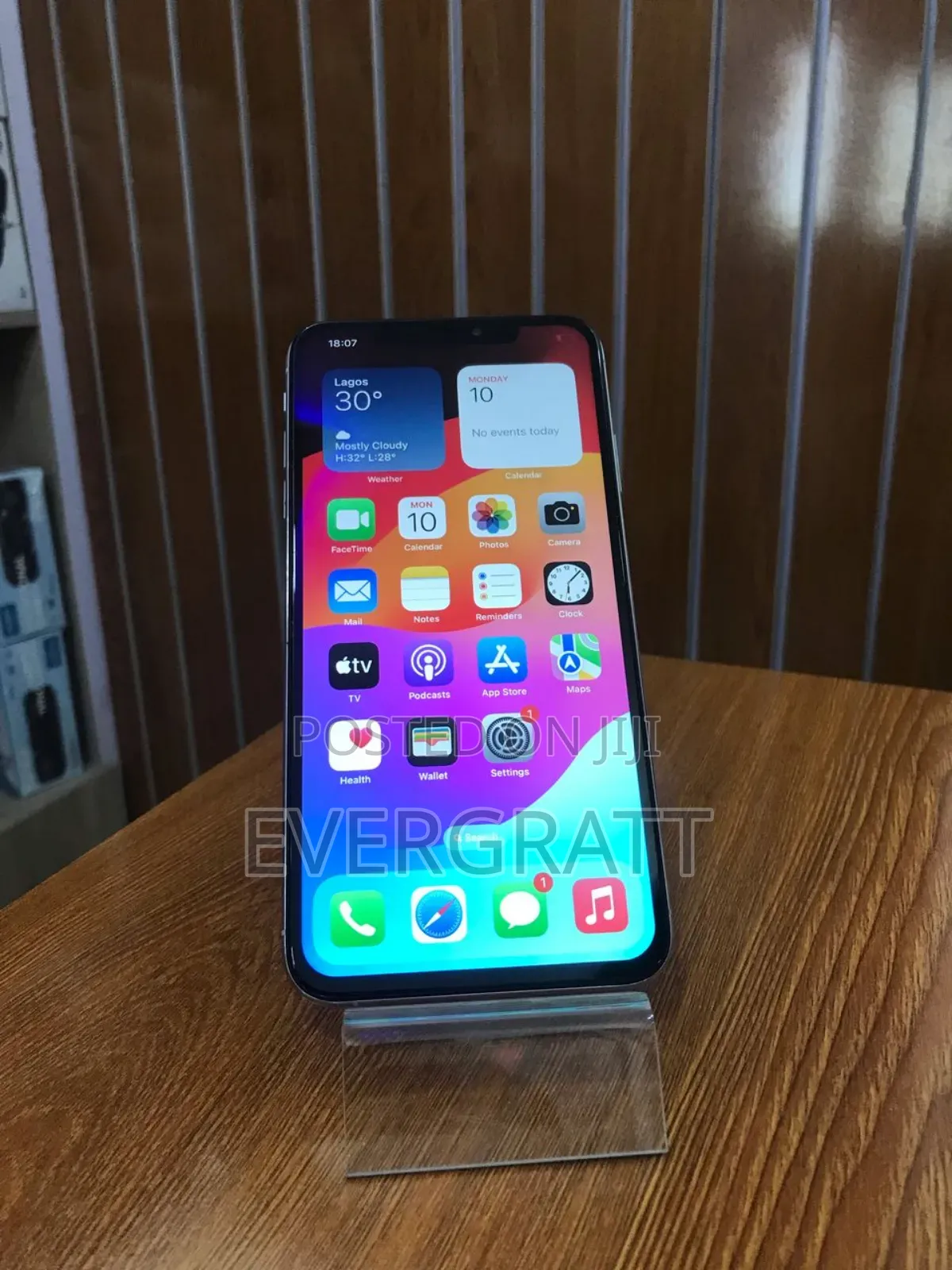 Apple iPhone XS Max 64 GB White
