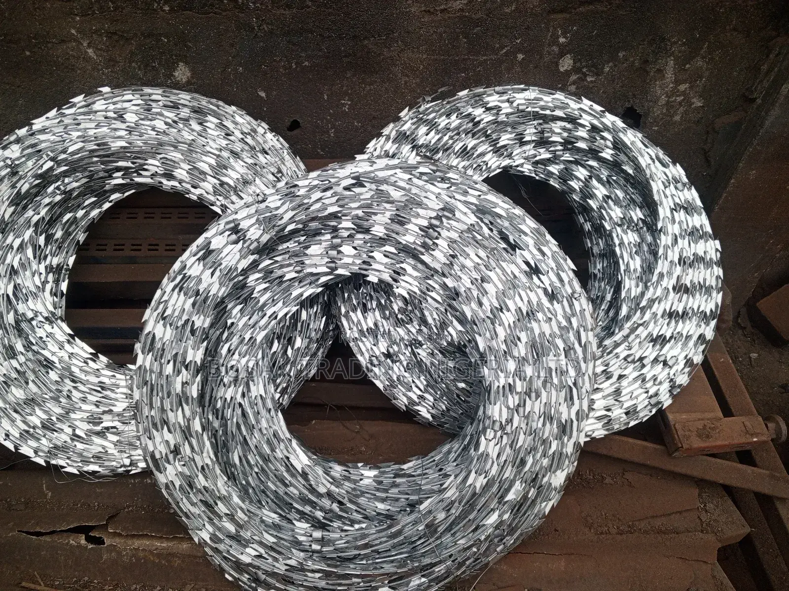 Security Razor Wires or Barbed Wire