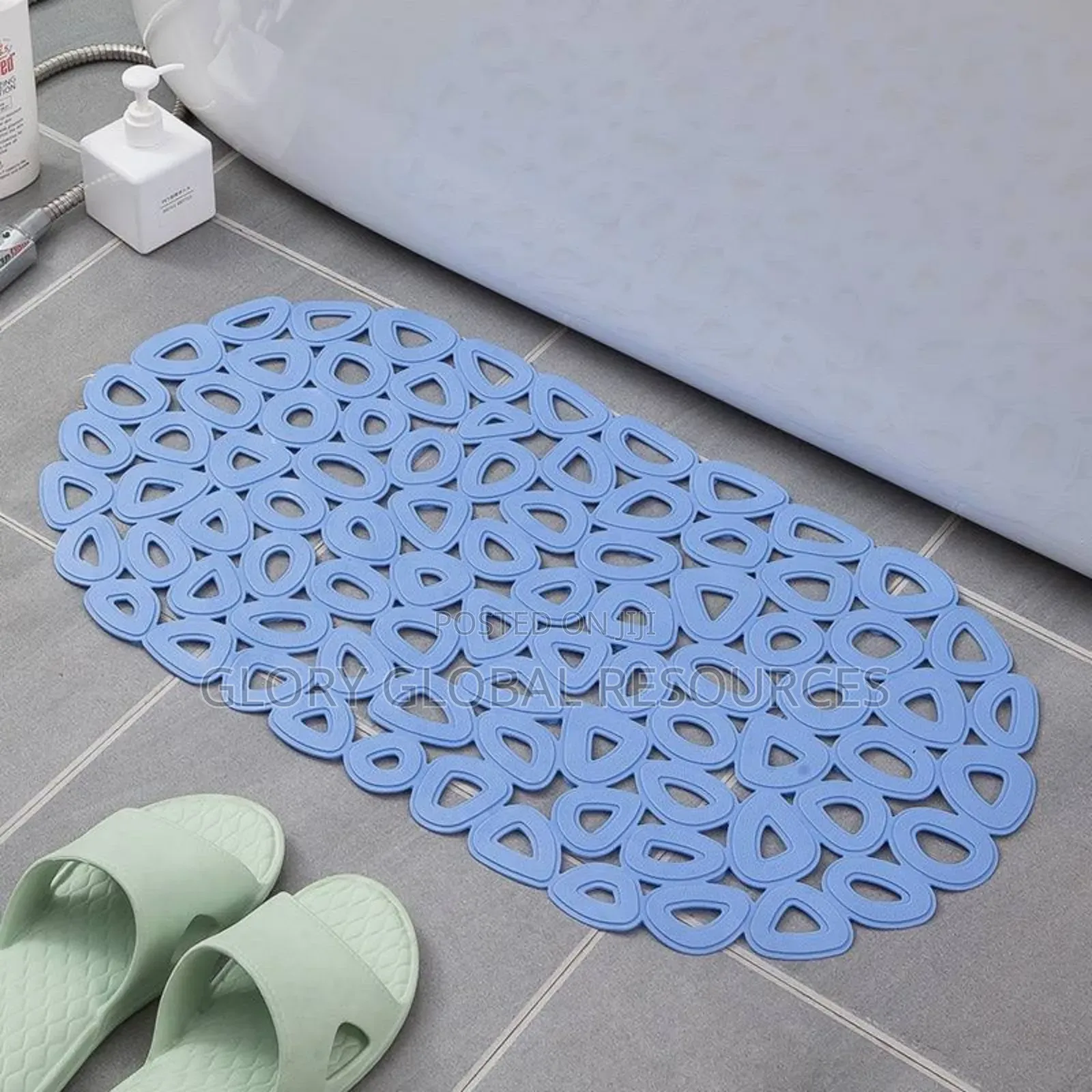 Non-Slip Elipses Hole Suctioned Silicone Bathroom Mat