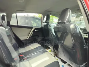 Toyota RAV4 2015 Red